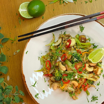 Stoma friendly tofu and cashew egg fried rice