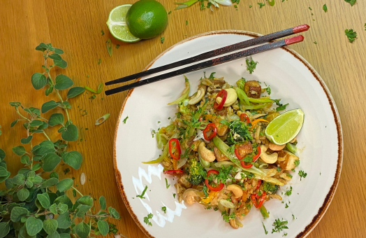 Stoma friendly tofu and cashew egg fried rice